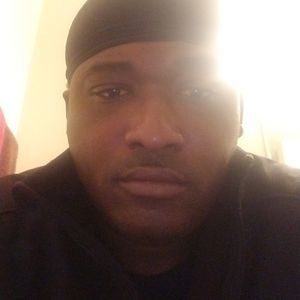 Meet your Posher, Derrick